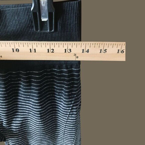 Marika High-Waisted Ombre Seamless Leggings Gray/Black Size Medium - Picture 8 of 15